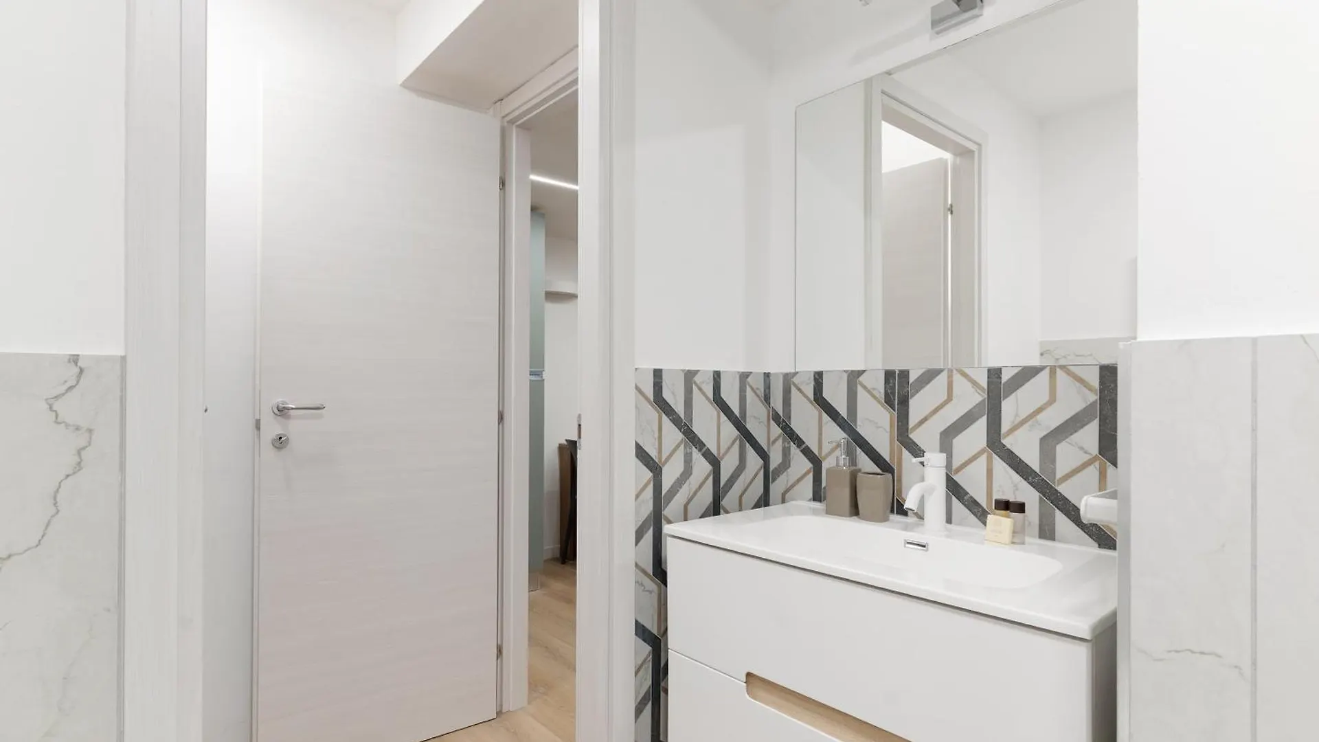 California - Solari - Loft Con Soppalco Daire Milano İtalya